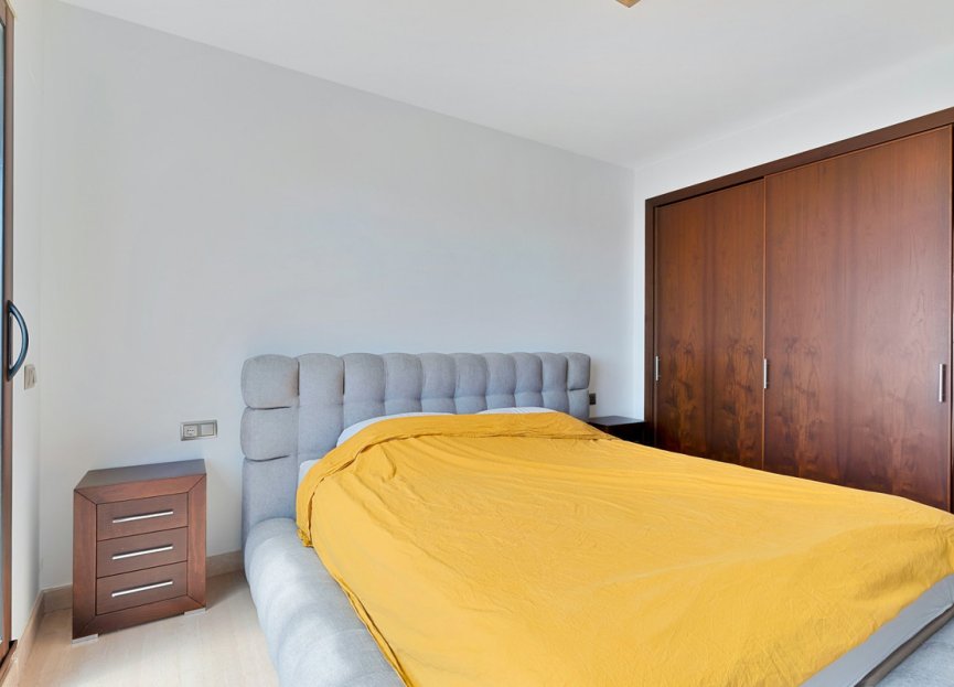 Resale - Apartment - Penthouse - Marbella - Nueva Andalucia