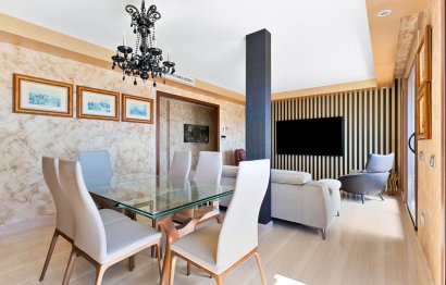 Resale - Apartment - Penthouse - Marbella - Nueva Andalucia