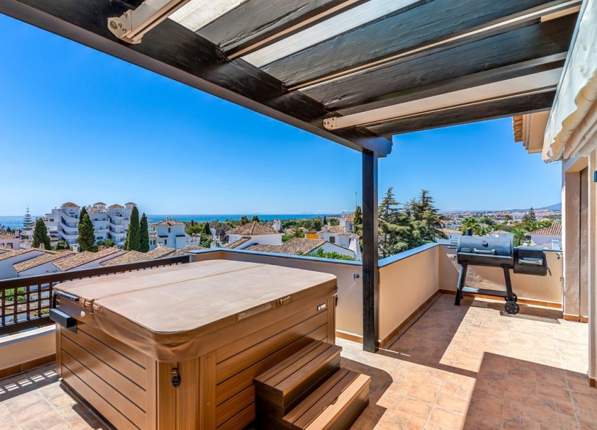 Resale - Apartment - Penthouse - Marbella - Nueva Andalucia