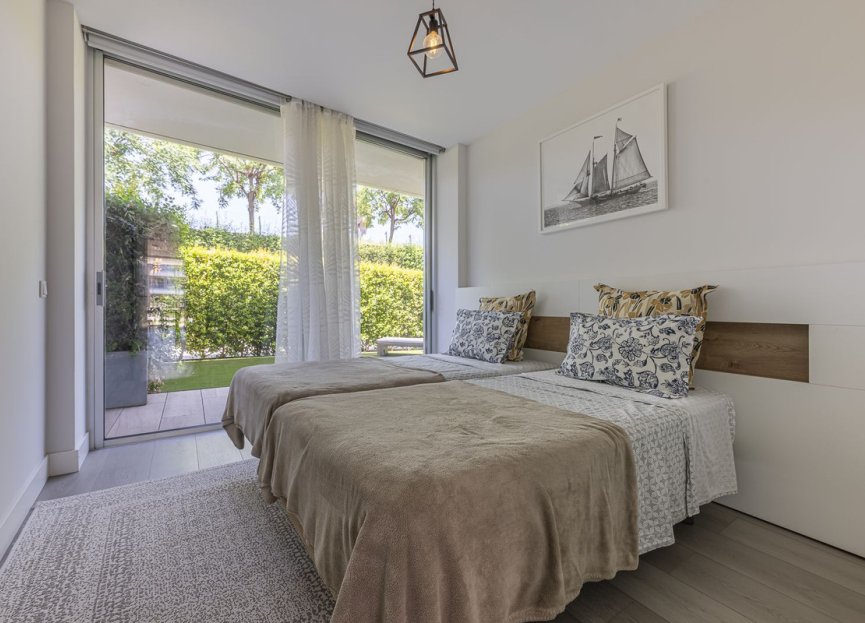 Reventa - Ground floor apartment - Estepona - Estepona Centro