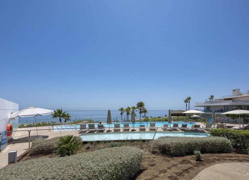 Reventa - Ground floor apartment - Estepona - Estepona Centro