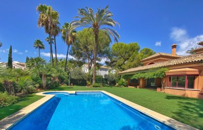 Resale - House - Detached Villa - Marbella - Sierra Blanca