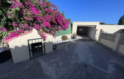Resale - House - Finca - Cortijo - Estepona - Estepona Centro