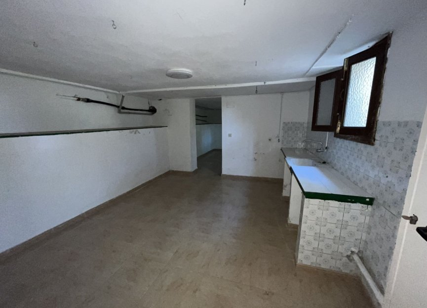 Resale - House - Finca - Cortijo - Estepona - Estepona Centro