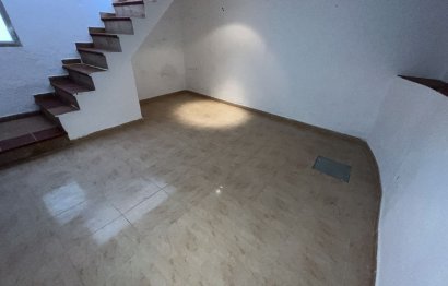 Resale - House - Finca - Cortijo - Estepona - Estepona Centro