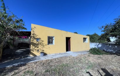 Resale - House - Finca - Cortijo - Estepona - Estepona Centro