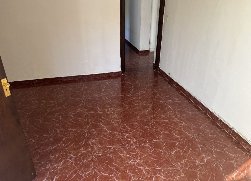 Resale - House - Finca - Cortijo - Estepona - Estepona Centro