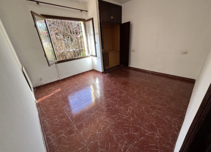 Resale - House - Finca - Cortijo - Estepona - Estepona Centro