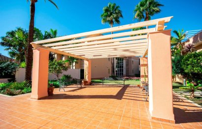 Resale - Apartment - Top Floor Apartment - Marbella - Marbella Centro