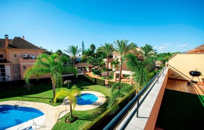 Resale - Apartment - Top Floor Apartment - Marbella - Marbella Centro