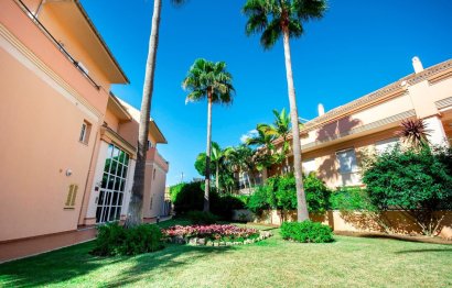Resale - Apartment - Top Floor Apartment - Marbella - Marbella Centro