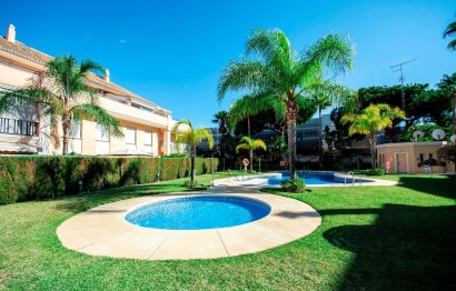 Resale - Apartment - Top Floor Apartment - Marbella - Marbella Centro