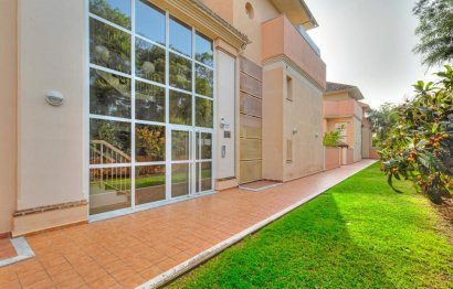 Resale - Apartment - Top Floor Apartment - Marbella - Marbella Centro