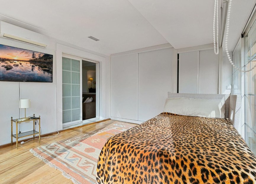 Resale - Apartment - Top Floor Apartment - Marbella - Marbella Centro