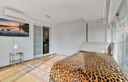 Resale - Apartment - Top Floor Apartment - Marbella - Marbella Centro