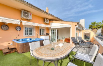 Resale - Apartment - Top Floor Apartment - Marbella - Marbella Centro