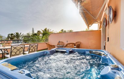 Resale - Apartment - Top Floor Apartment - Marbella - Marbella Centro