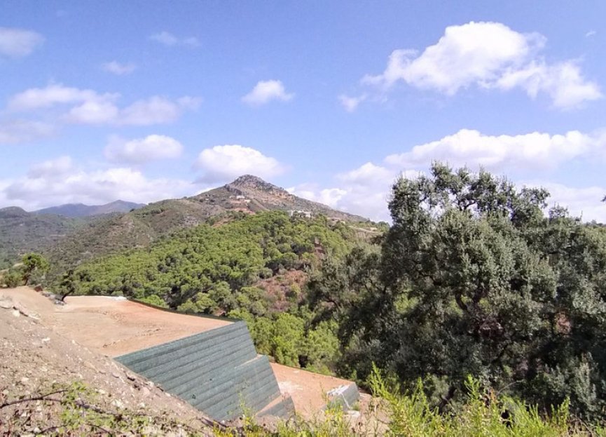 Resale - Plot - Land - Benahavís - Benahavís Centro