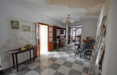 Resale - House - Detached Villa - Marbella - Marbella Centro