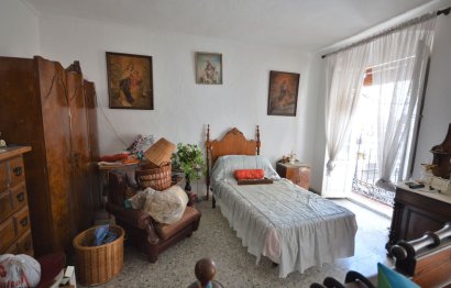 Resale - House - Detached Villa - Marbella - Marbella Centro