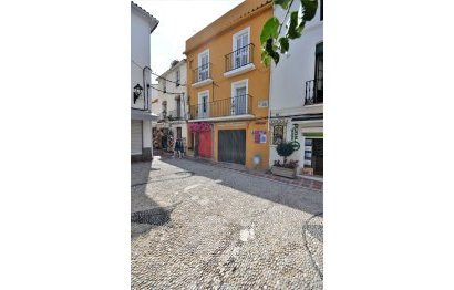 Resale - House - Detached Villa - Marbella - Marbella Centro