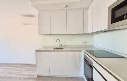 Resale - Apartment - Middle Floor Apartment - Fuengirola - Fuengirola Centro