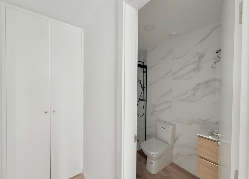 Resale - Apartment - Middle Floor Apartment - Fuengirola - Fuengirola Centro