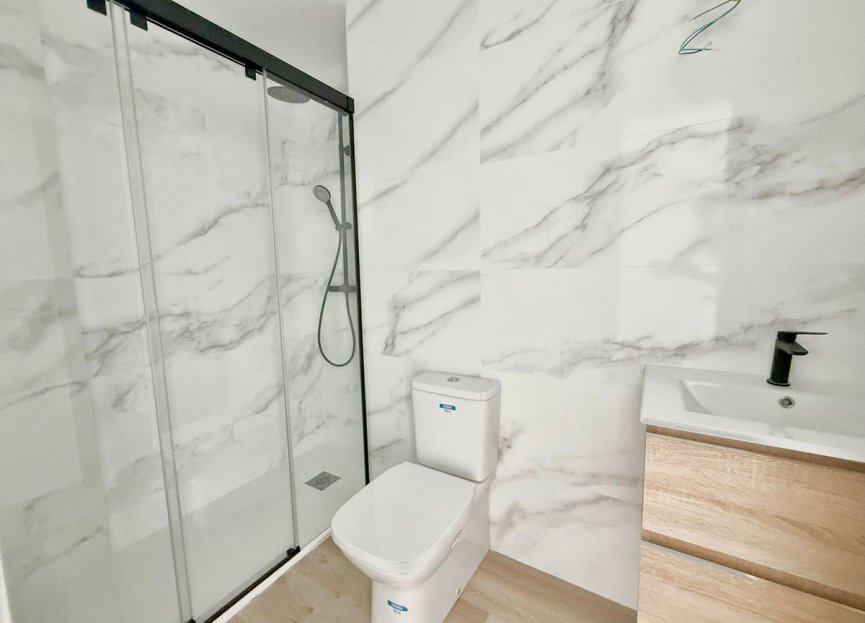 Resale - Apartment - Middle Floor Apartment - Fuengirola - Fuengirola Centro