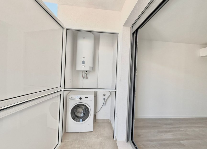 Resale - Apartment - Middle Floor Apartment - Fuengirola - Fuengirola Centro