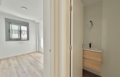 Resale - Apartment - Middle Floor Apartment - Fuengirola - Fuengirola Centro