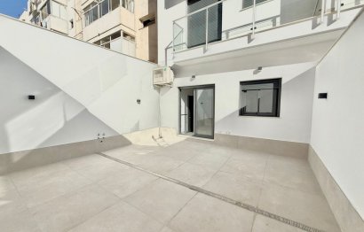 Resale - Apartment - Middle Floor Apartment - Fuengirola - Fuengirola Centro