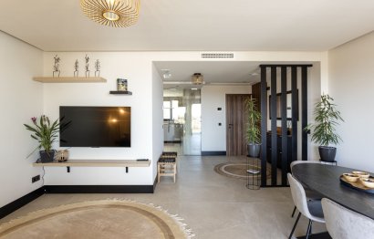 Resale - Apartment - Middle Floor Apartment - Marbella - Nueva Andalucia