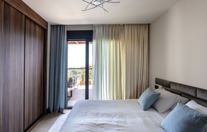 Resale - Apartment - Middle Floor Apartment - Marbella - Nueva Andalucia