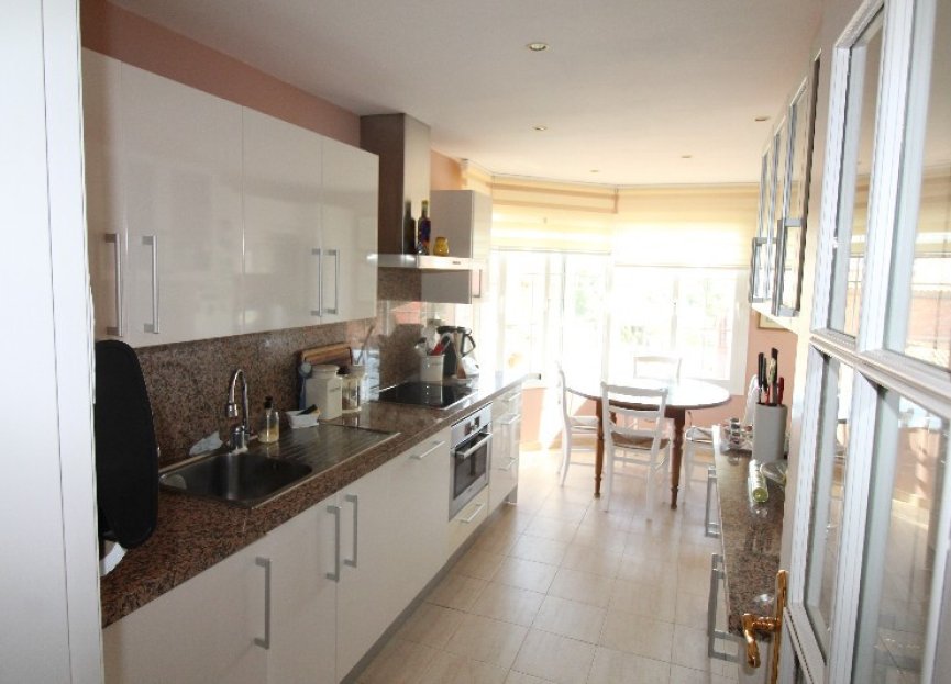 Resale - Apartment - Torreblanca