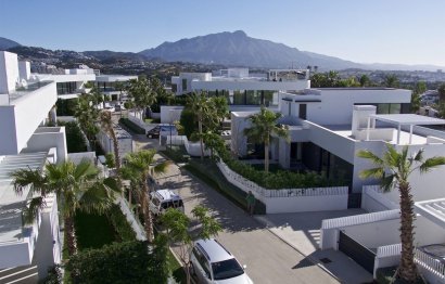 Resale - House - Detached Villa - Benahavís - Benahavís Centro