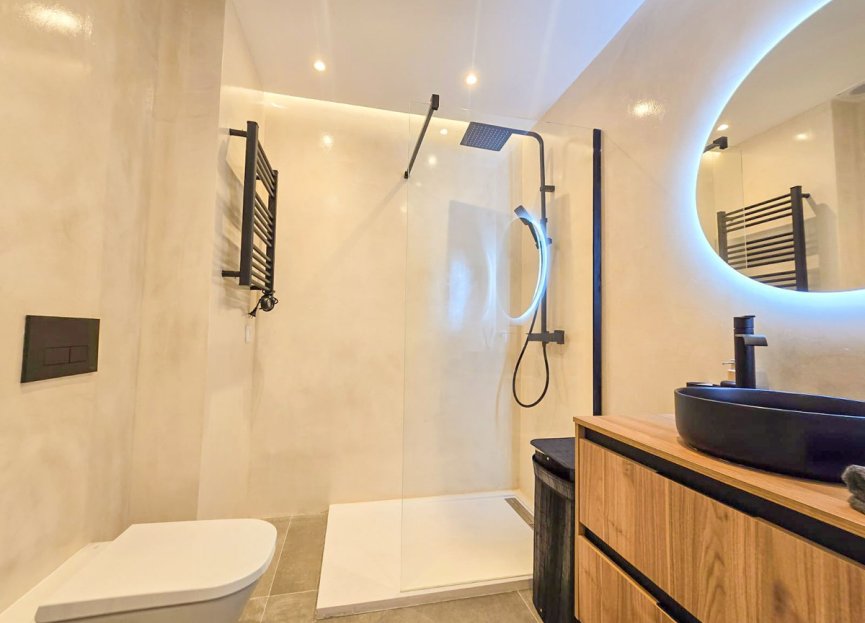 Resale - Apartment - Middle Floor Apartment - Marbella - Marbella Centro