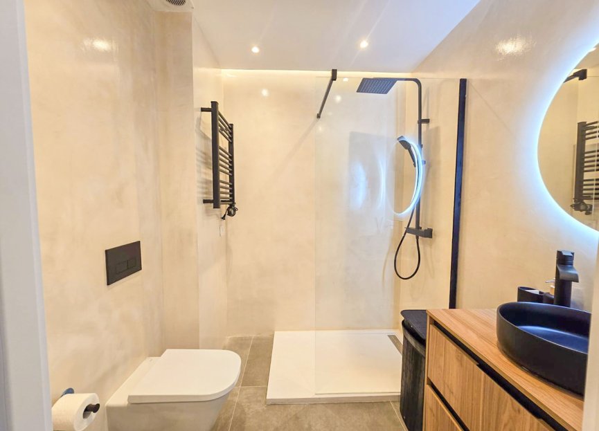 Resale - Apartment - Middle Floor Apartment - Marbella - Marbella Centro