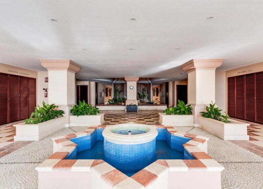 Resale - Apartment - Middle Floor Apartment - Marbella - Marbella Centro