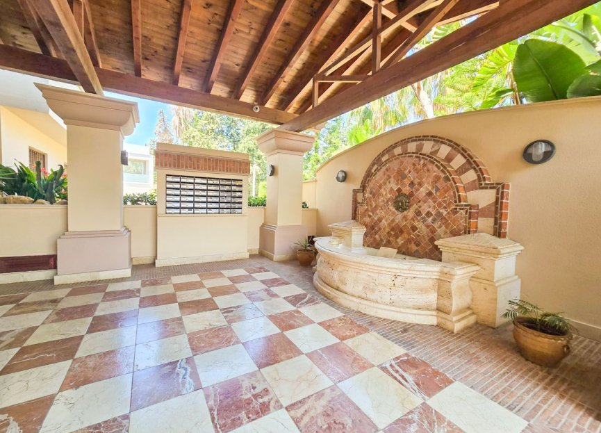 Resale - Apartment - Middle Floor Apartment - Marbella - Marbella Centro