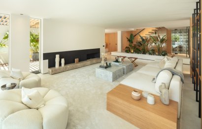 Resale - House - Detached Villa - Marbella - Nueva Andalucia