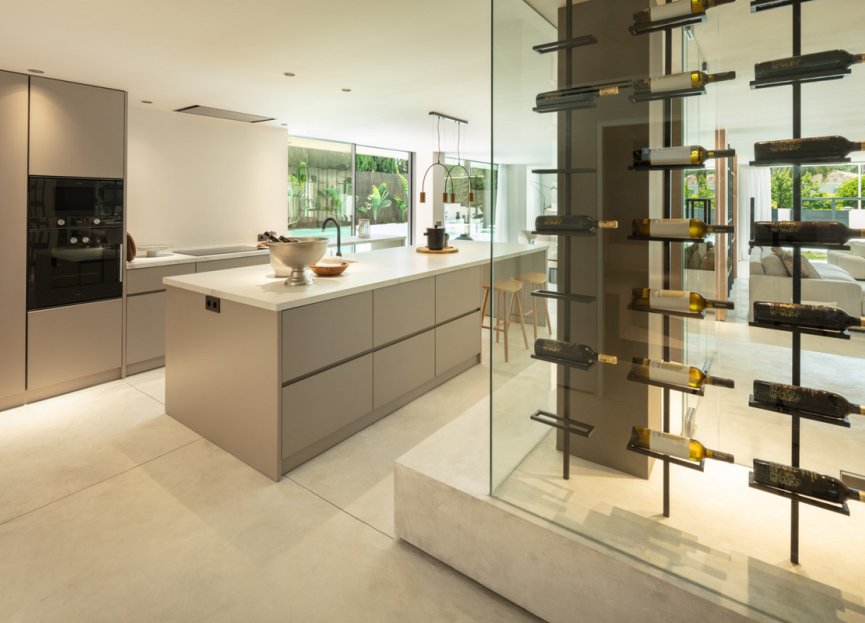 Resale - House - Detached Villa - Marbella - Nueva Andalucia