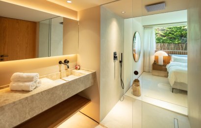 Resale - House - Detached Villa - Marbella - Nueva Andalucia