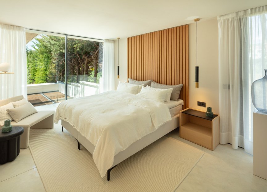 Resale - House - Detached Villa - Marbella - Nueva Andalucia