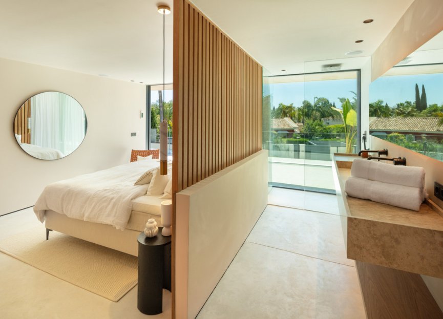 Resale - House - Detached Villa - Marbella - Nueva Andalucia