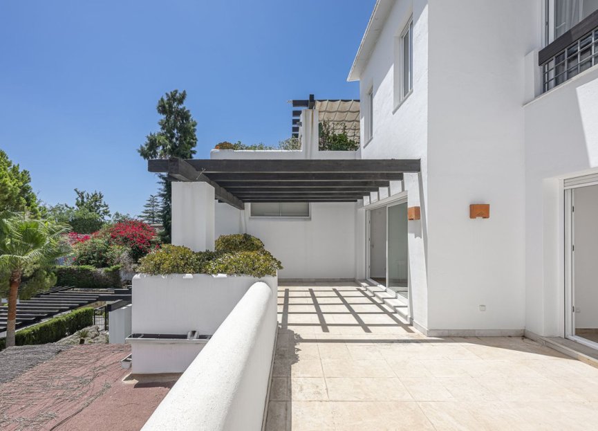 Resale - Apartment - Top Floor Apartment - Marbella - Río Real