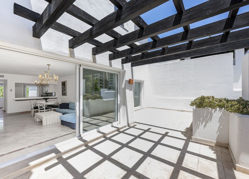 Resale - Apartment - Top Floor Apartment - Marbella - Río Real