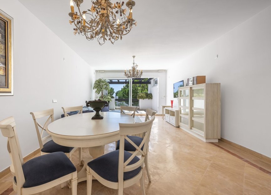 Resale - Apartment - Top Floor Apartment - Marbella - Río Real