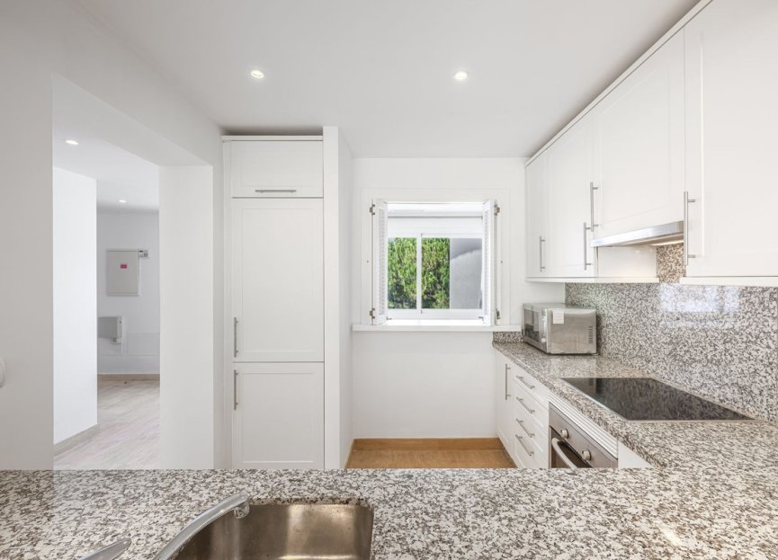 Resale - Apartment - Top Floor Apartment - Marbella - Río Real