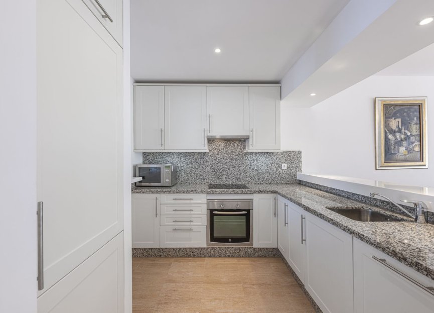 Resale - Apartment - Top Floor Apartment - Marbella - Río Real