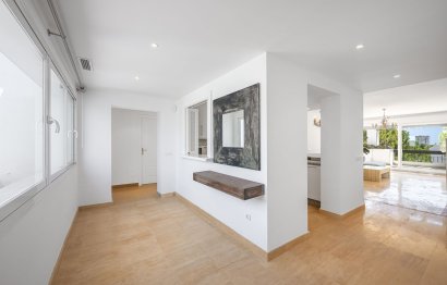 Resale - Apartment - Top Floor Apartment - Marbella - Río Real